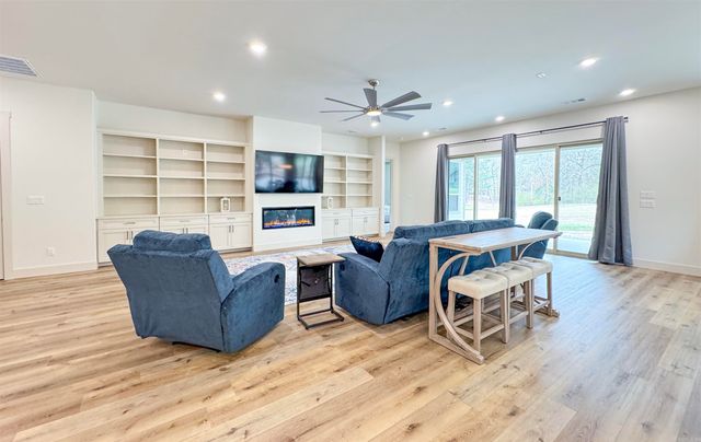 24 Zarina Lane, Hot Springs Village, AR 71909