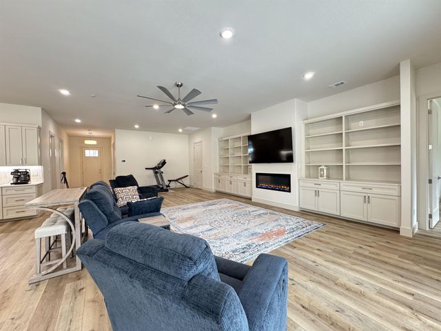 24 Zarina Lane, Hot Springs Village, AR 71909