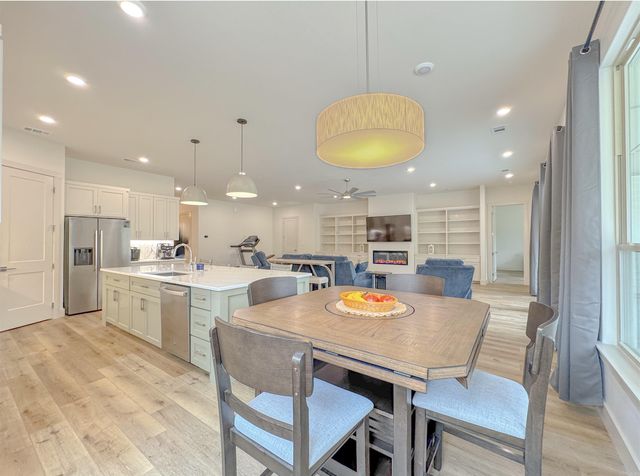 24 Zarina Lane, Hot Springs Village, AR 71909