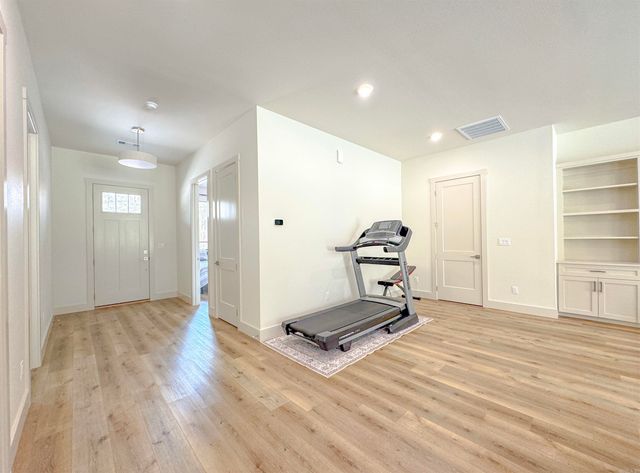 24 Zarina Lane, Hot Springs Village, AR 71909