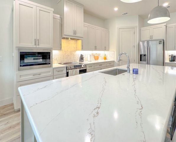 24 Zarina Lane, Hot Springs Village, AR 71909