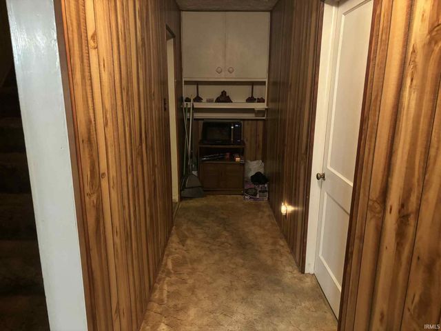 2462 Dixie Highway, Bedford, IN 47421