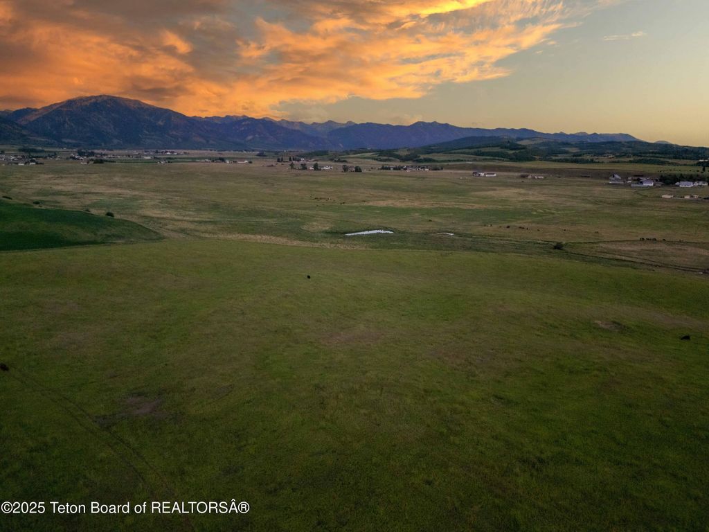 FRANKLIN, Thayne, WY 83127 photo 14