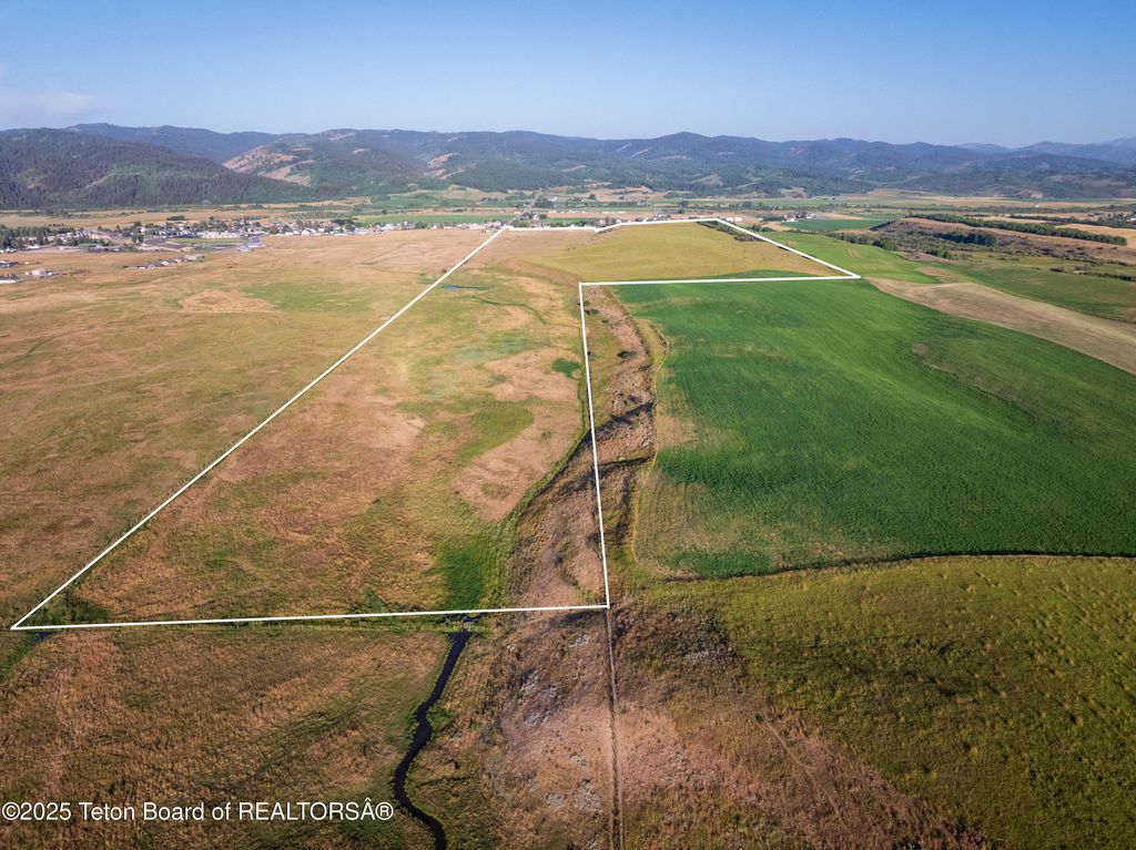 FRANKLIN, Thayne, WY 83127 photo 2