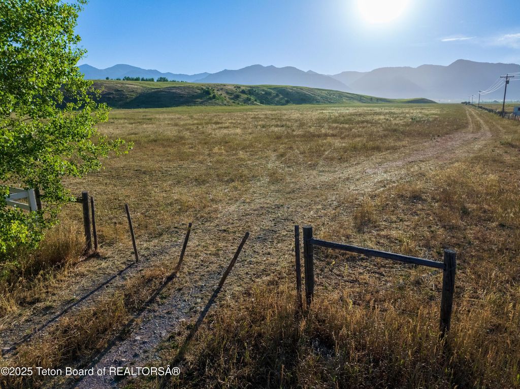 FRANKLIN, Thayne, WY 83127 photo 25