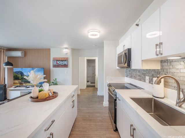 201 Ohua Avenue 906, Honolulu, HI 96815