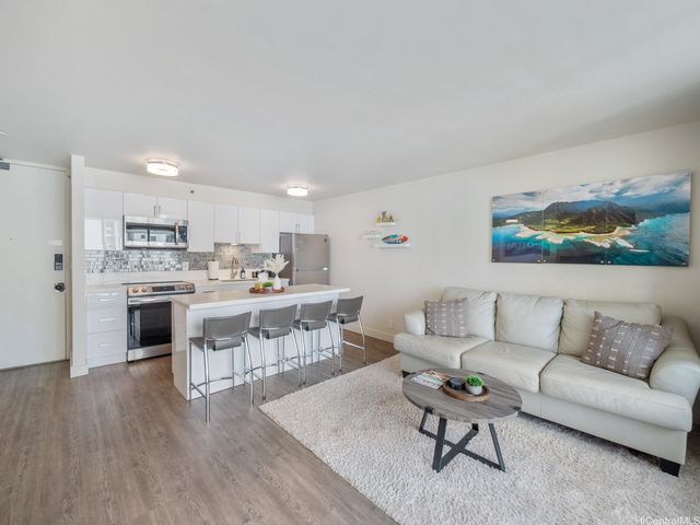 201 Ohua Avenue 906, Honolulu, HI 96815