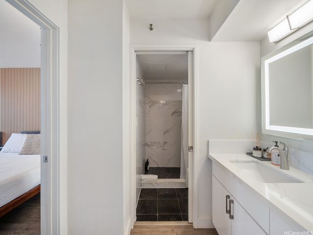 201 Ohua Avenue 906, Honolulu, HI 96815