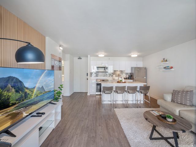 201 Ohua Avenue 906, Honolulu, HI 96815