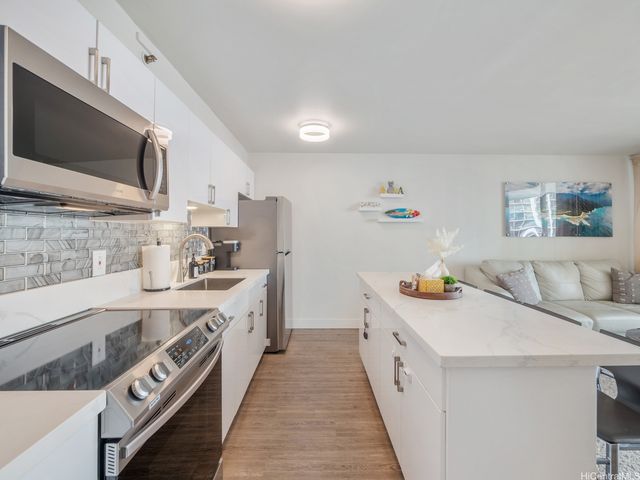 201 Ohua Avenue 906, Honolulu, HI 96815