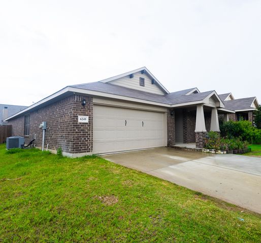 6249 Topsail Drive, Fort Worth, TX 76179