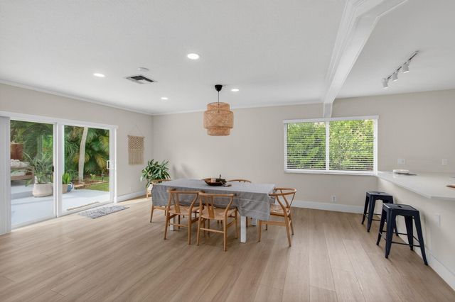 802 Mallard Drive, Delray Beach, FL 33444