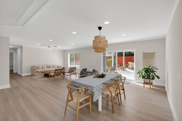 802 Mallard Drive, Delray Beach, FL 33444