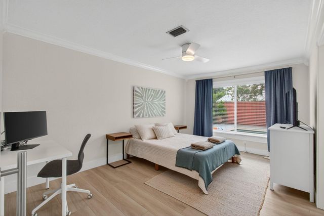 802 Mallard Drive, Delray Beach, FL 33444