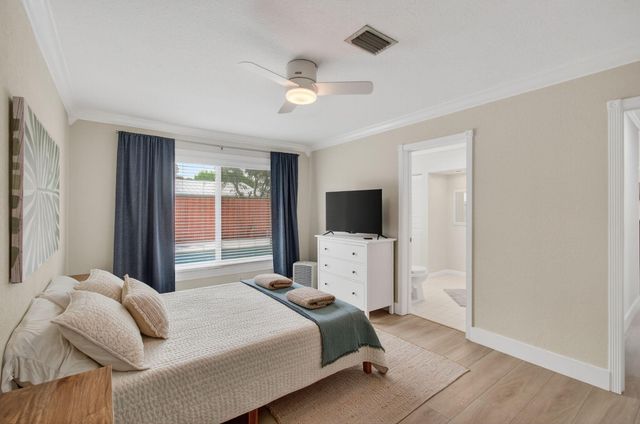 802 Mallard Drive, Delray Beach, FL 33444