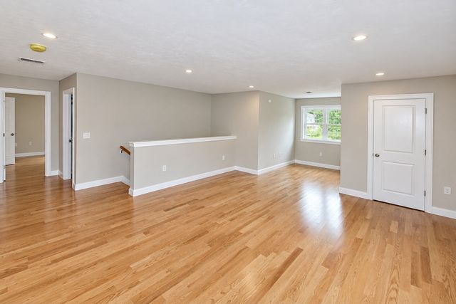 13 Northville Village 13, Whitman, MA 02382