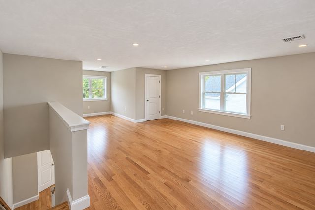 13 Northville Village 13, Whitman, MA 02382