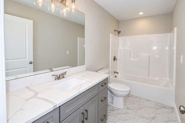 13 Northville Village 13, Whitman, MA 02382