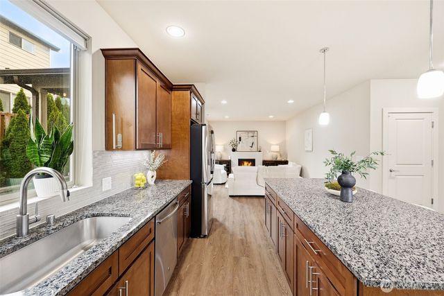 22509 SE 283rd Street, Maple Valley, WA 98038