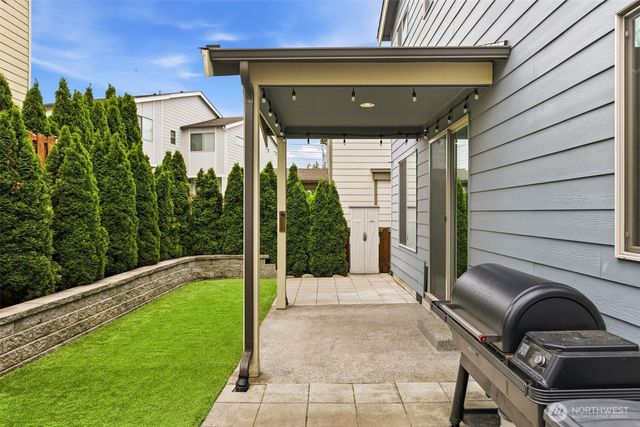 22509 SE 283rd Street, Maple Valley, WA 98038