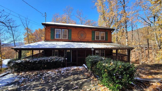 923 Pine Cove Way, Gatlinburg, TN 37738