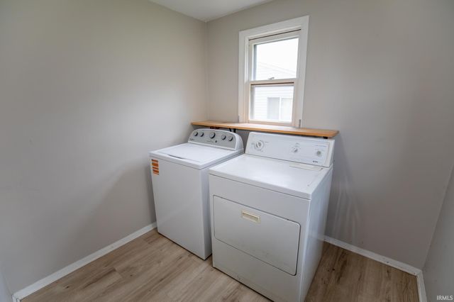 411 N Franklin Street, Mentone, IN 46539