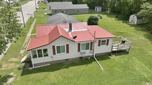 411 N Franklin Street, Mentone, IN 46539