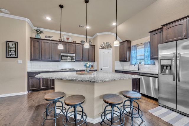 6000 Dunnlevy Drive, Fort Worth, TX 76179