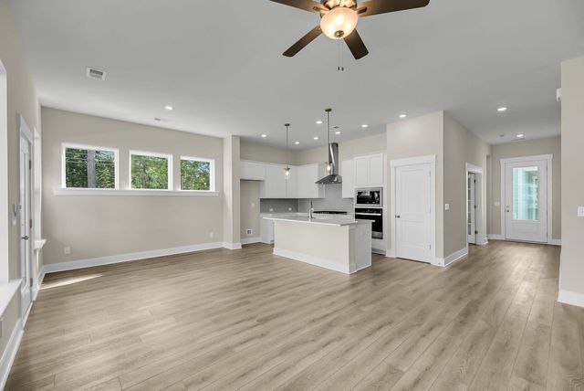 338 Trailmore Lane, Summerville, SC 29486