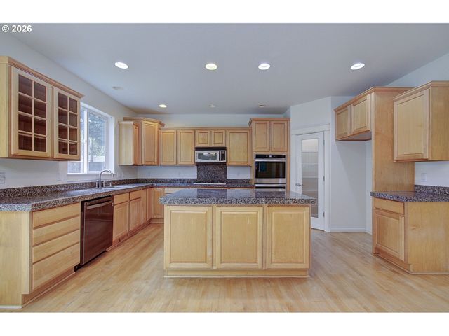 8903 Ne 106TH Cir, Vancouver, WA 98662