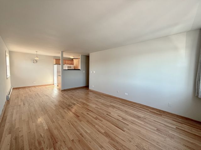 4600 N CUMBERLAND Avenue 101, Chicago, IL 60656