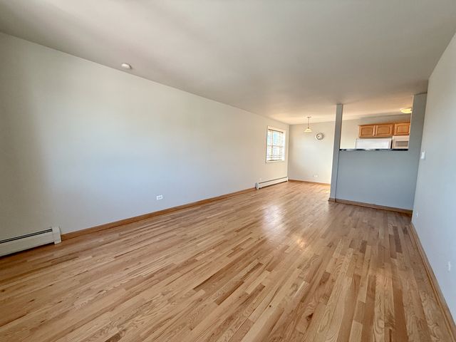 4600 N CUMBERLAND Avenue 101, Chicago, IL 60656