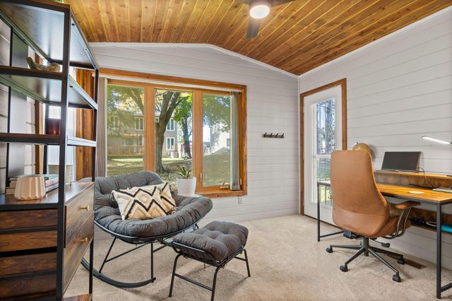 6419 Vera Cruz Lane N, Brooklyn Park, MN 55429