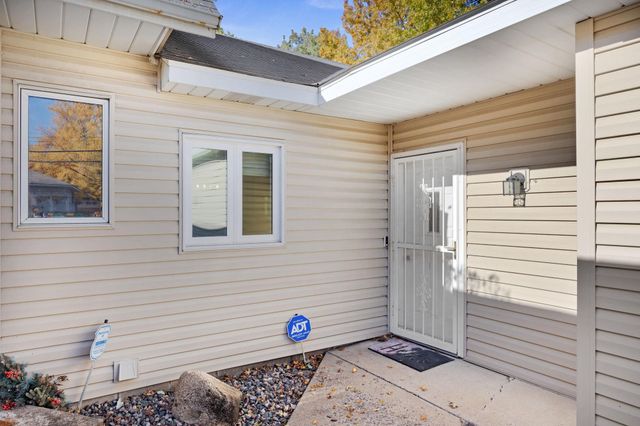 6419 Vera Cruz Lane N, Brooklyn Park, MN 55429