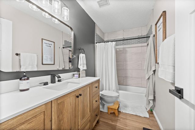 6419 Vera Cruz Lane N, Brooklyn Park, MN 55429