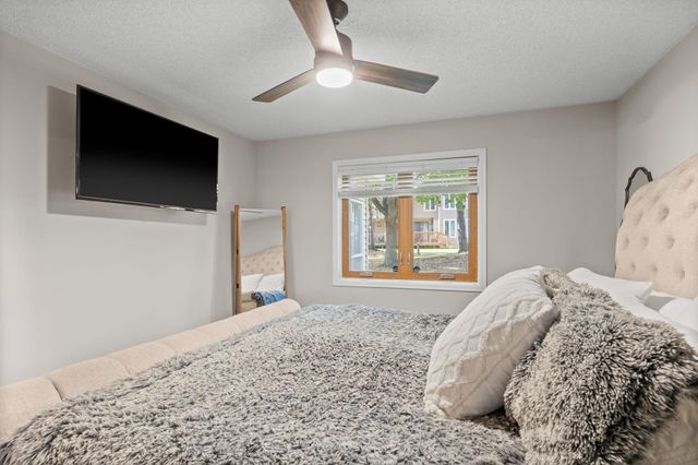 6419 Vera Cruz Lane N, Brooklyn Park, MN 55429