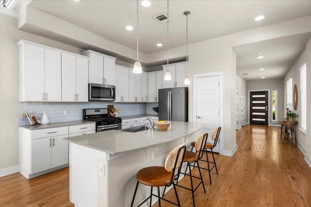 7001 Brick Slope PATH, Austin, TX 78744