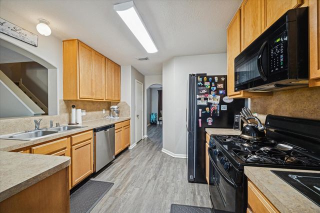 5243 El Tigre Lane, Baytown, TX 77521