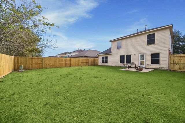 5243 El Tigre Lane, Baytown, TX 77521