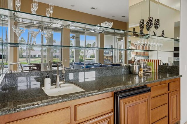 81150 Golf View Drive, La Quinta, CA 92253