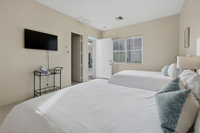 81150 Golf View Drive, La Quinta, CA 92253