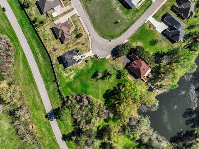 138 Harley Drive, Montgomery, TX 77356