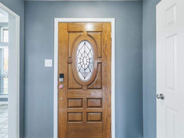 508 Castlegate Street, Howe, TX 75459