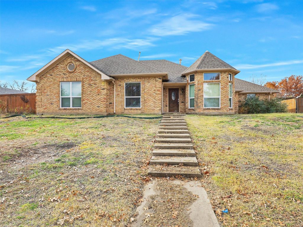 508 Castlegate Street, Howe, TX 75459