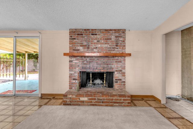 74127 Velardo Drive, Palm Desert, CA 92260