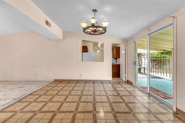 74127 Velardo Drive, Palm Desert, CA 92260