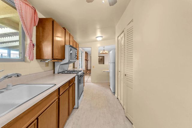 74127 Velardo Drive, Palm Desert, CA 92260