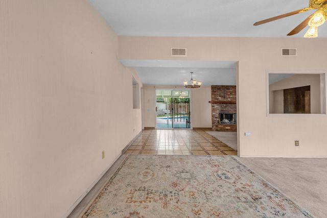 74127 Velardo Drive, Palm Desert, CA 92260