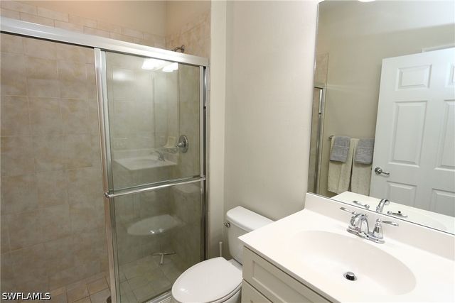 8484 Benelli CT, Naples, FL 34114