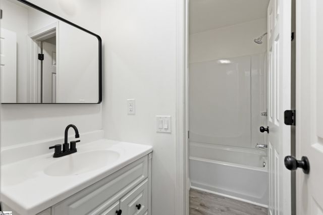 421 Wood Road, Taylors, SC 29687
